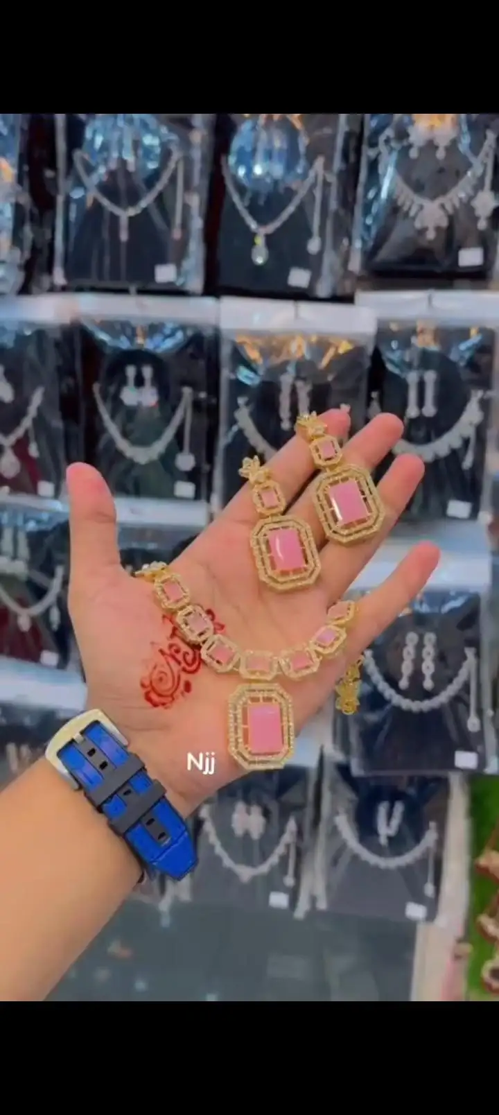 💎 Luxury Red Stone Gold-Plated Bridal Necklace Set 💍