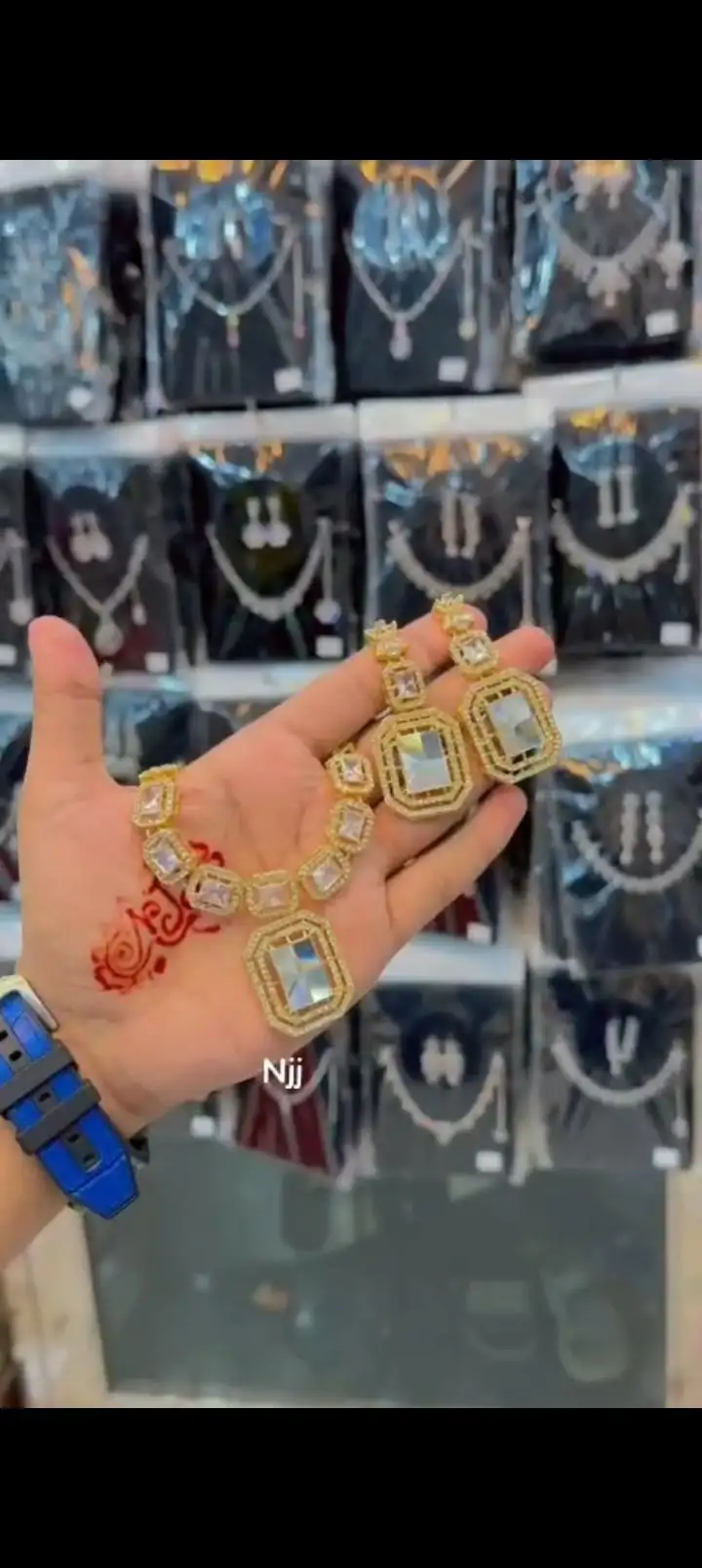 💎 Luxury Red Stone Gold-Plated Bridal Necklace Set 💍