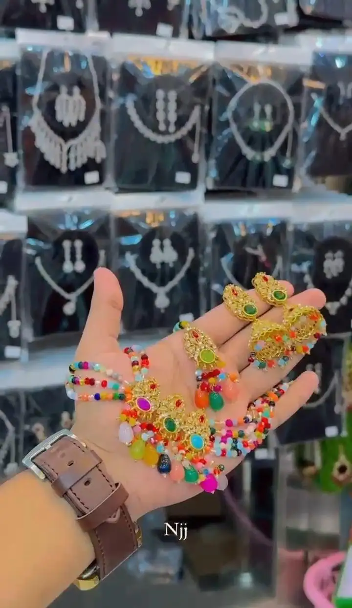 Luxury Ruby Red Bridal Jewelry Set – Elegant Beads & Stone Design